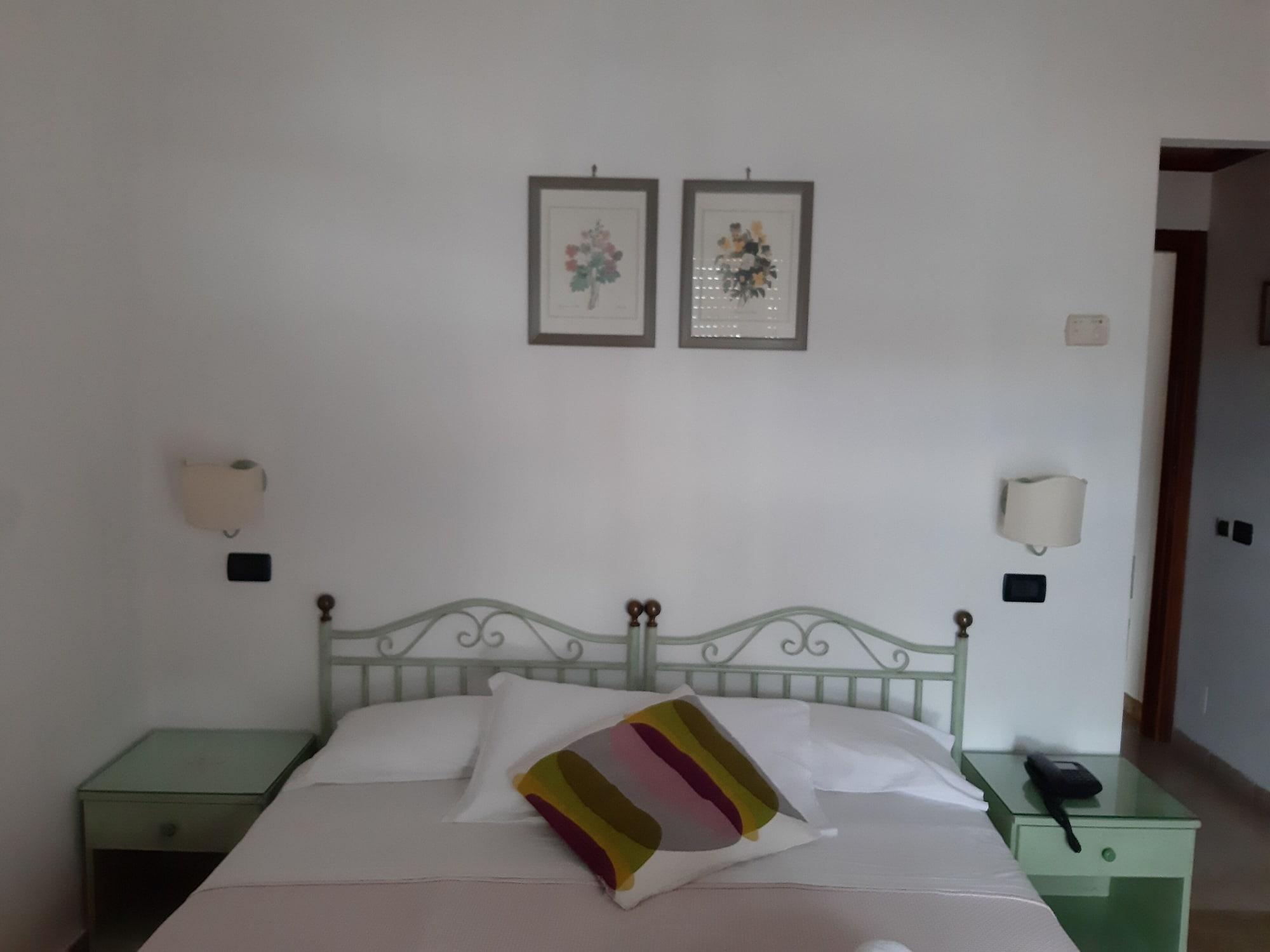 טאורמינה Andromaco Palace Hotel מראה חיצוני תמונה