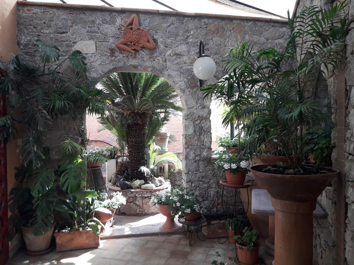 טאורמינה Andromaco Palace Hotel מראה חיצוני תמונה