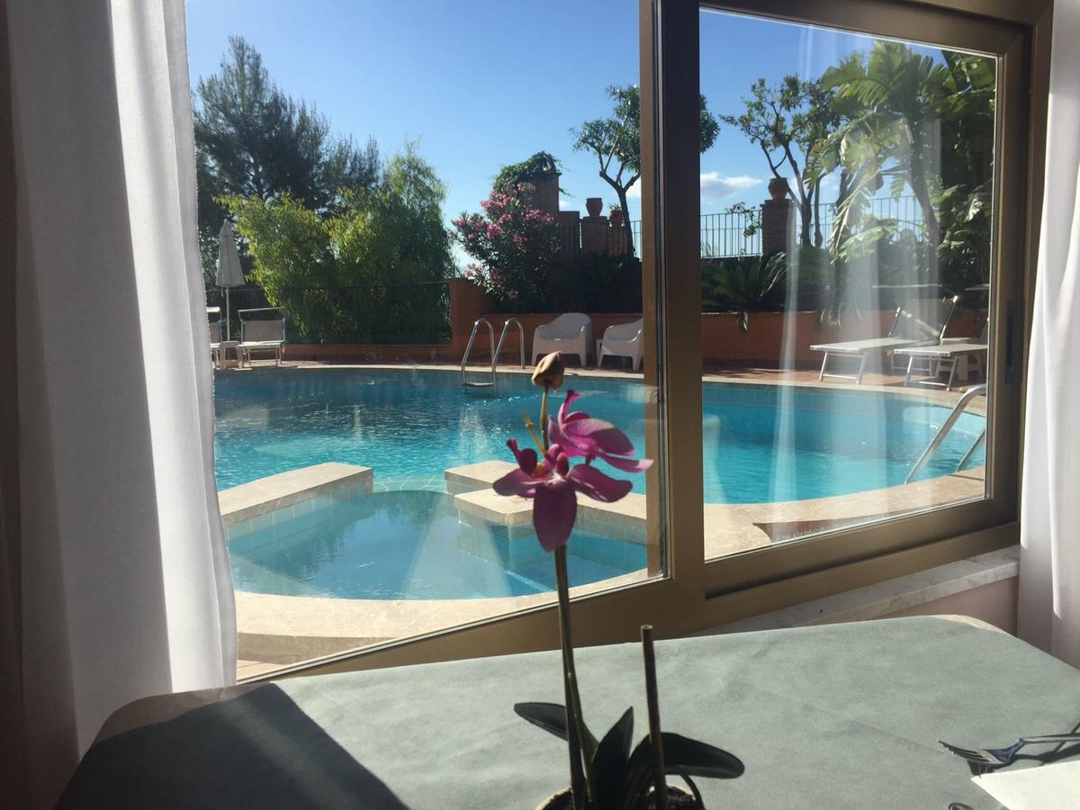 טאורמינה Andromaco Palace Hotel מראה חיצוני תמונה